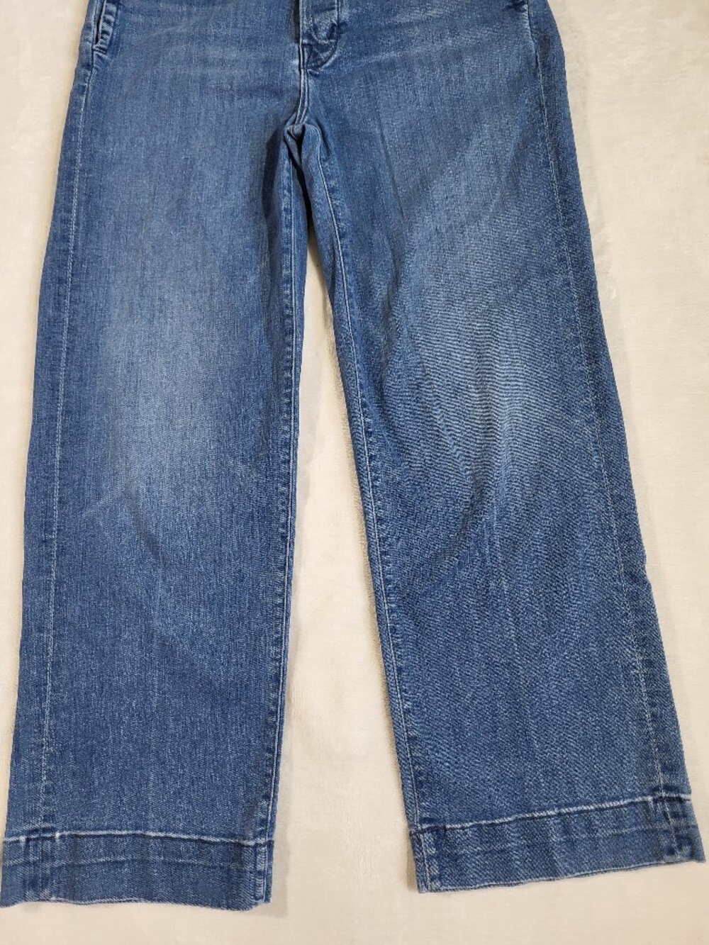 Mother The Cinch Greaser Ankle Jeans in Sorry I'm Staring Wide Leg Boho Coastal - Picture 3 of 14
